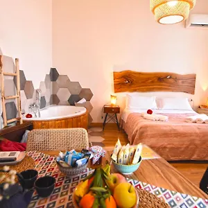 Sunrise Luxury Neapel